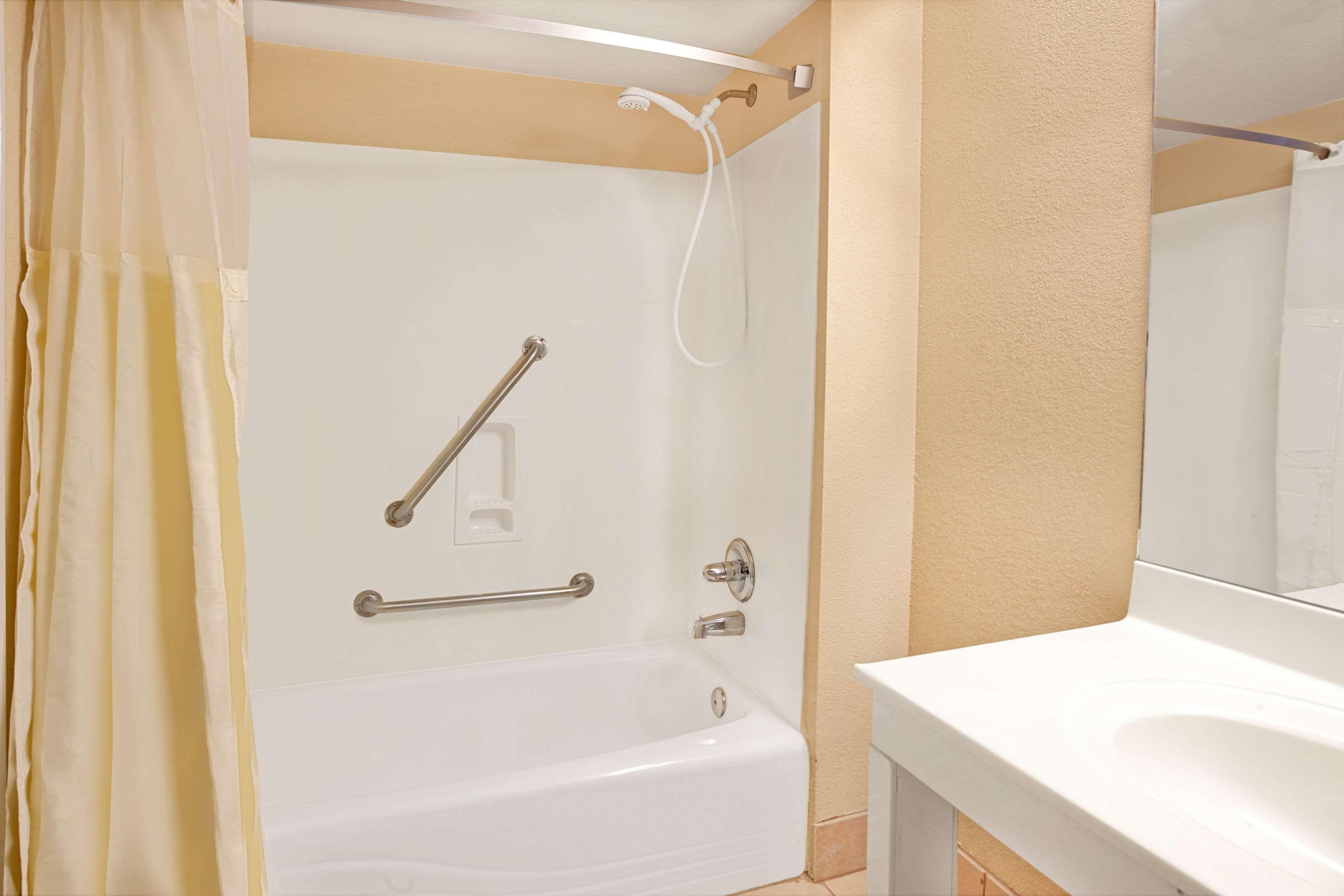 Super 8 By Wyndham Acworth/Atlanta Area Hotel Ngoại thất bức ảnh