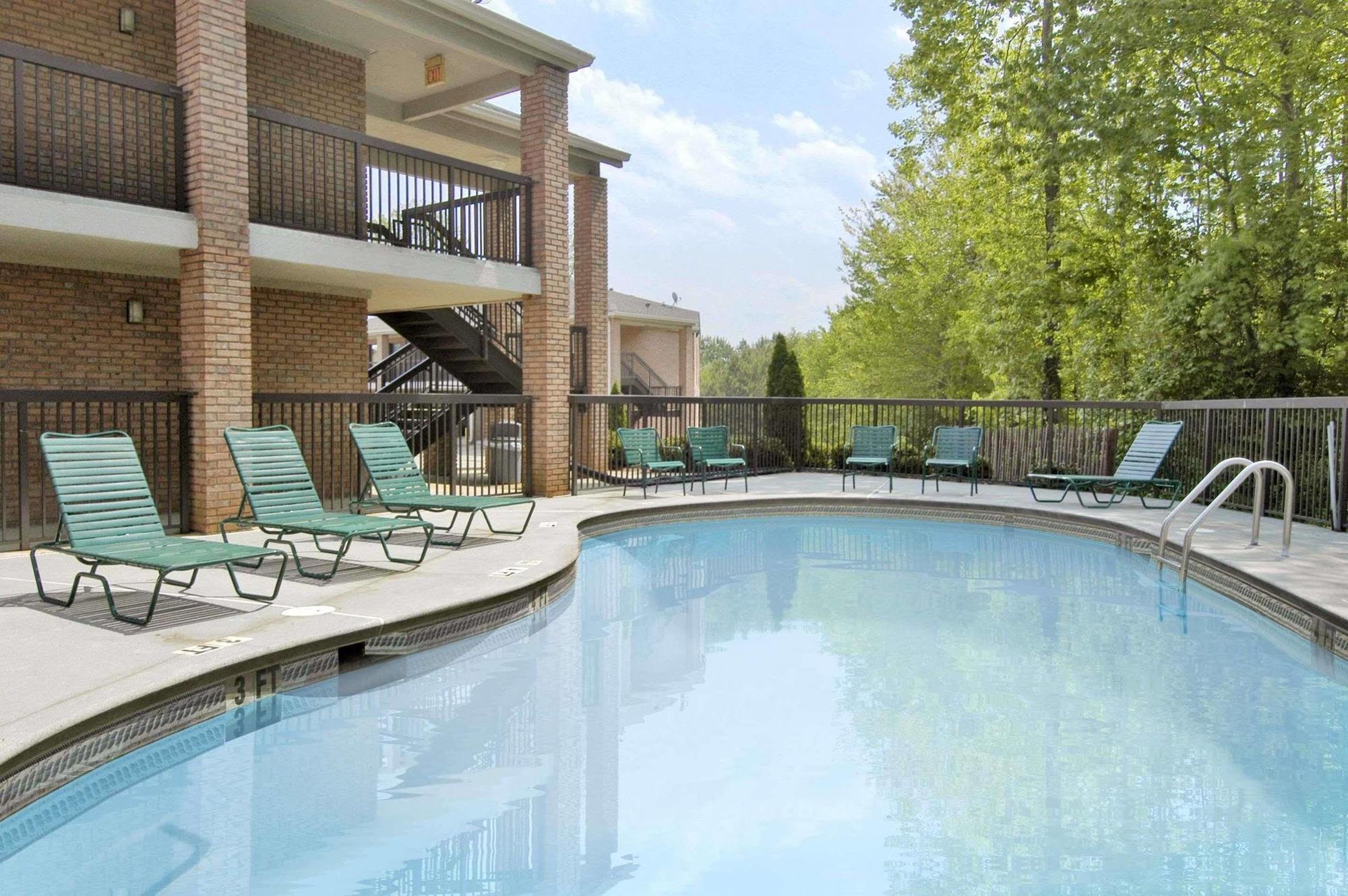 Super 8 By Wyndham Acworth/Atlanta Area Hotel Ngoại thất bức ảnh